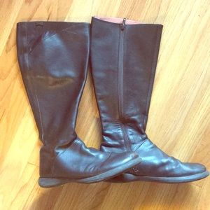 Camper tall boots-knee high.